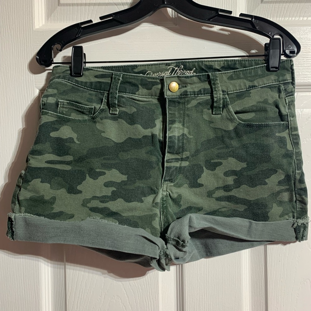 Universal Thread High Waist Green Shorts